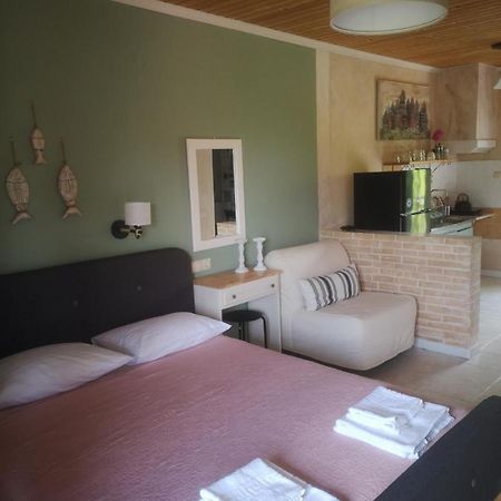 Achillion B&B Paralía Skotínis Extérieur photo