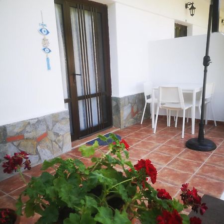 Achillion B&B Paralía Skotínis Extérieur photo