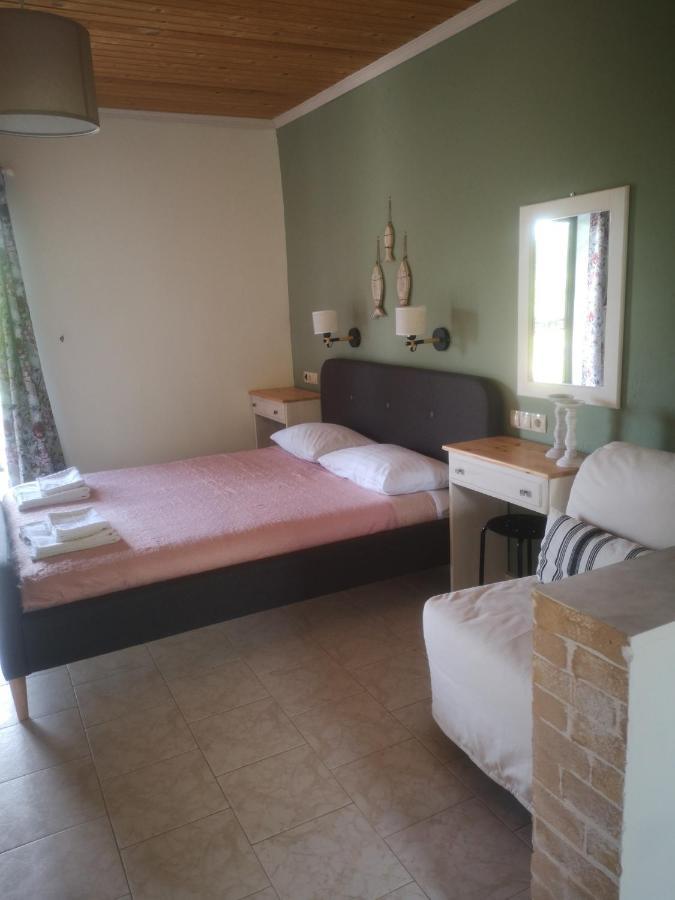 Achillion B&B Paralía Skotínis Extérieur photo
