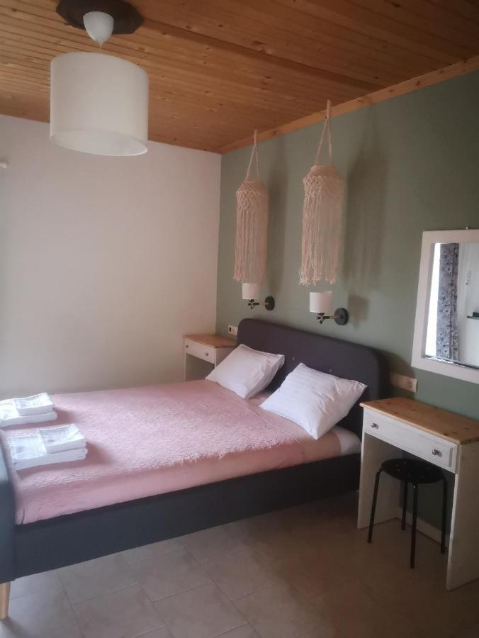 Achillion B&B Paralía Skotínis Extérieur photo