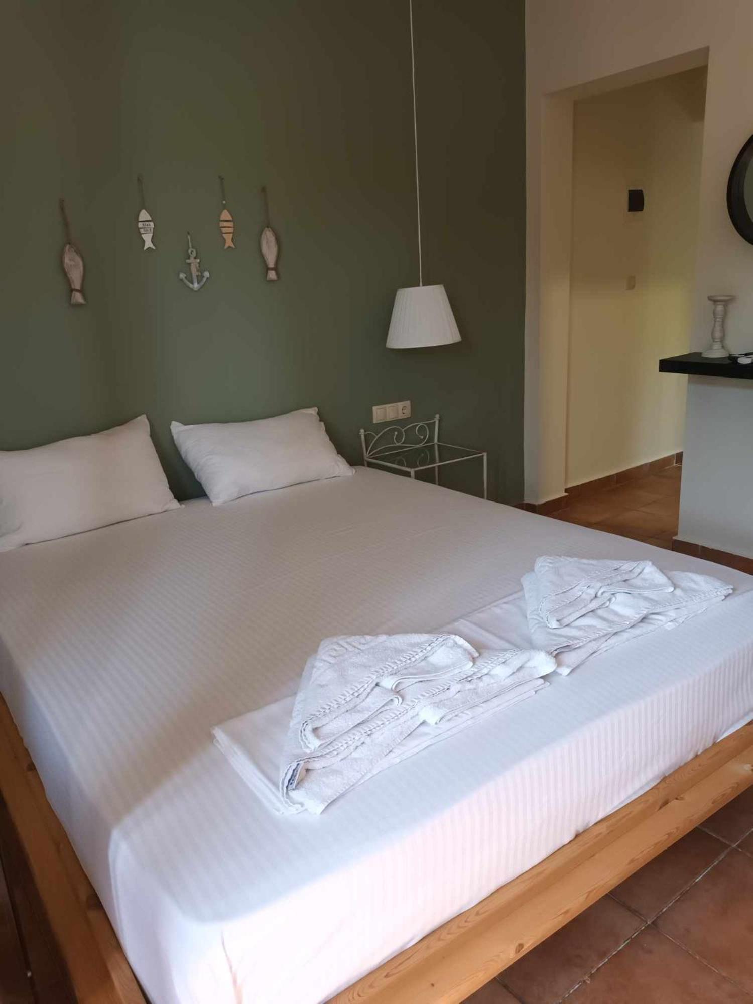Achillion B&B Paralía Skotínis Extérieur photo